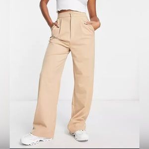 NWOT Stradivarius Wide Leg Tailored Pants - Beige | Size US 10